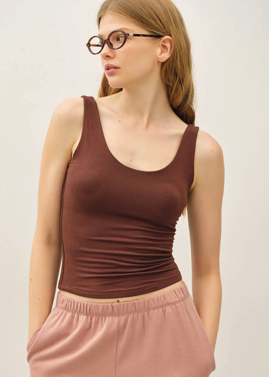 Brown Scoop Tank