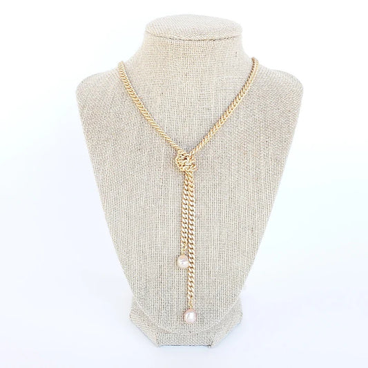 Knotted Curb Chain Necklace w/ Mini Pearls